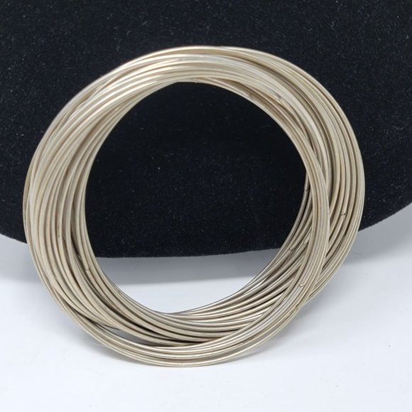 Intertwining multiple metal silver look bangle - Picture 5 of 6